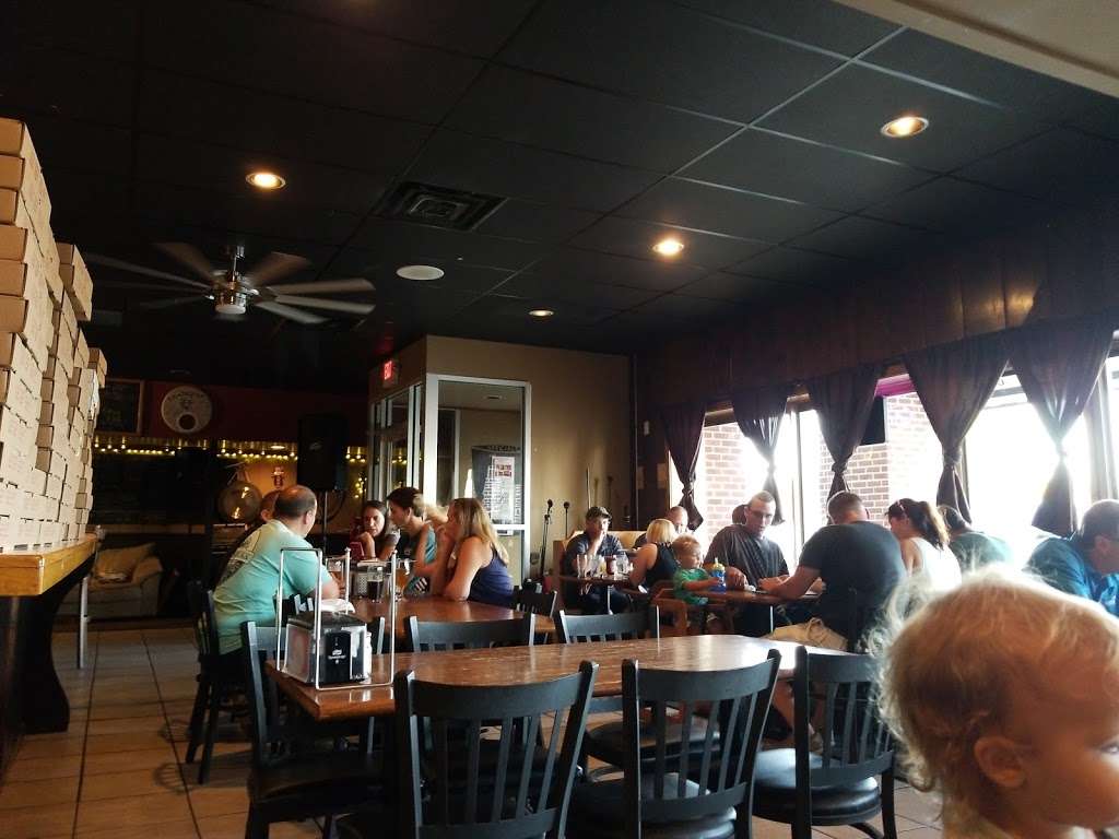 Pietros Pizza | 2667 Kirkwood Hwy, Newark, DE 19711, USA | Phone: (302) 731-8200
