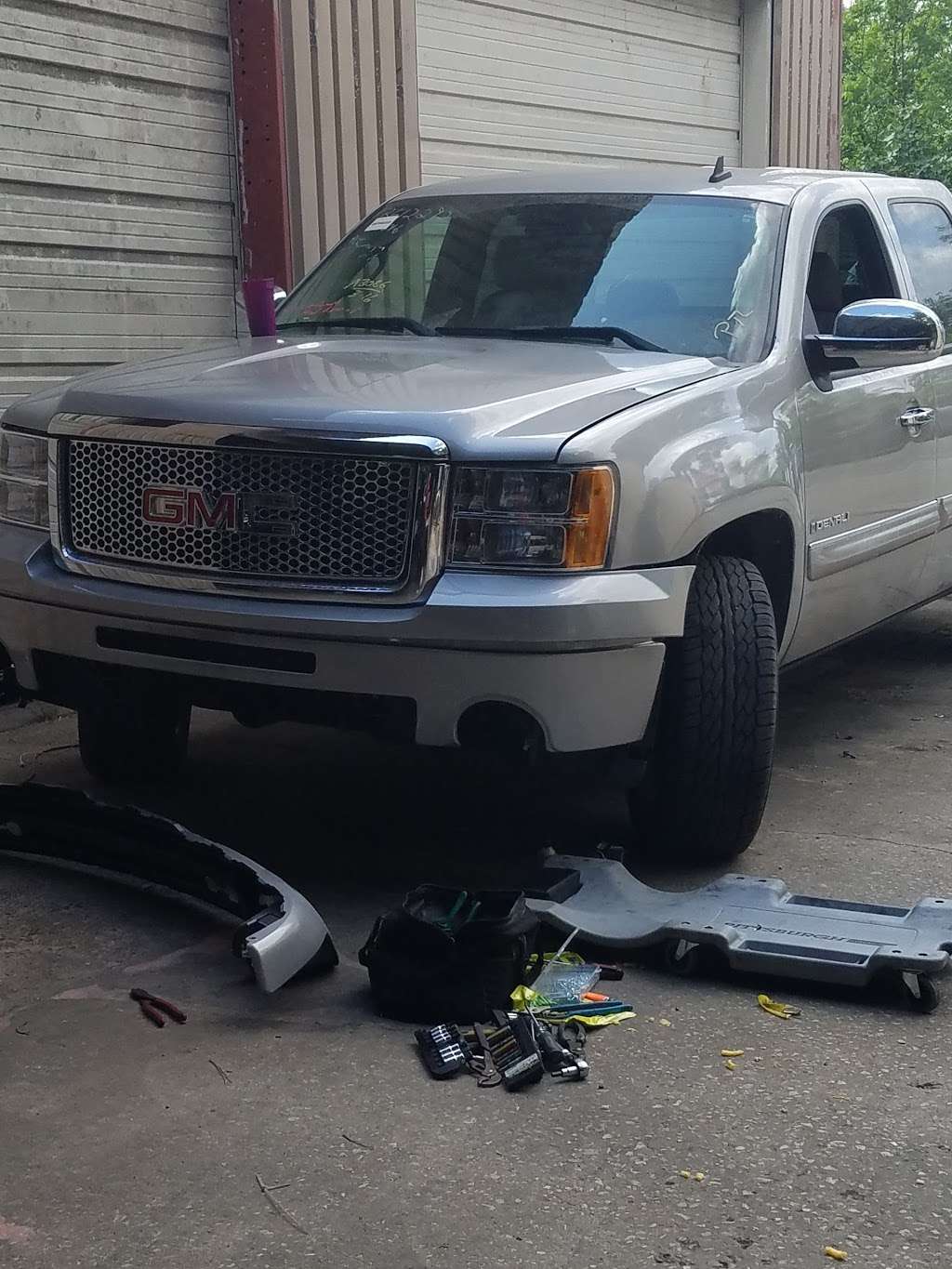 R G Auto Services | 2511 Bertrand St # 14, Houston, TX 77093, USA | Phone: (281) 590-0581