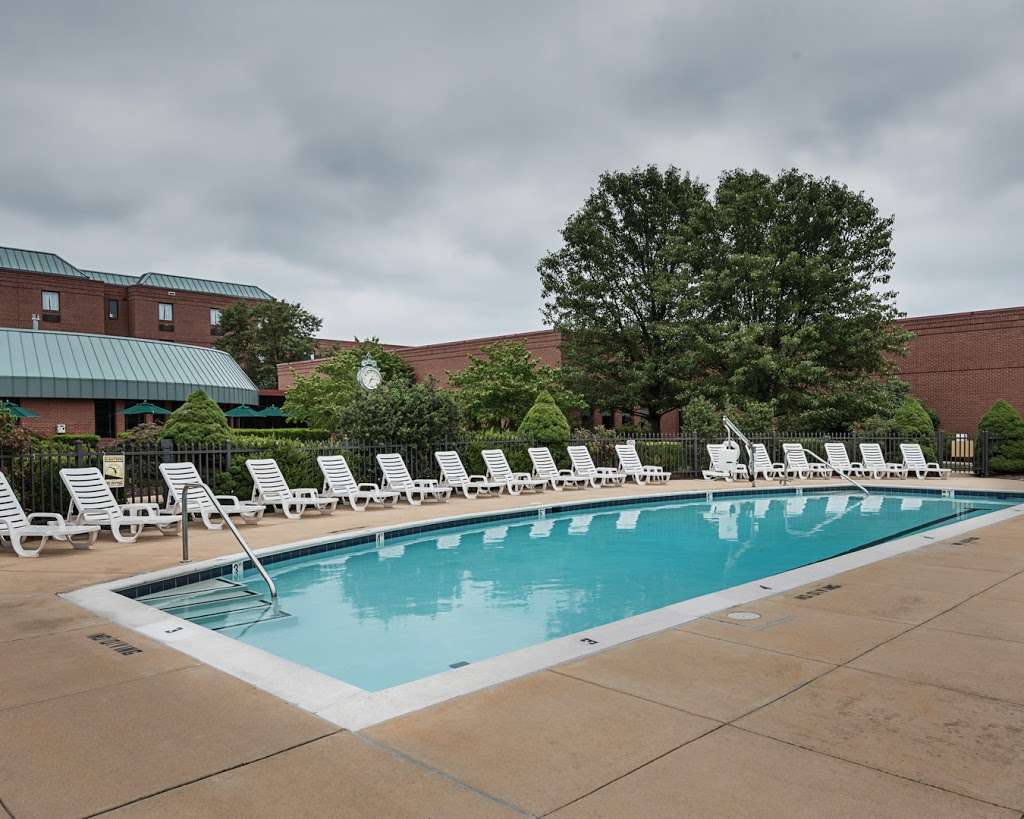 Clarion Hotel & Conference Center | 233 Lowe Dr, Shepherdstown, WV 25443, USA | Phone: (304) 876-7000