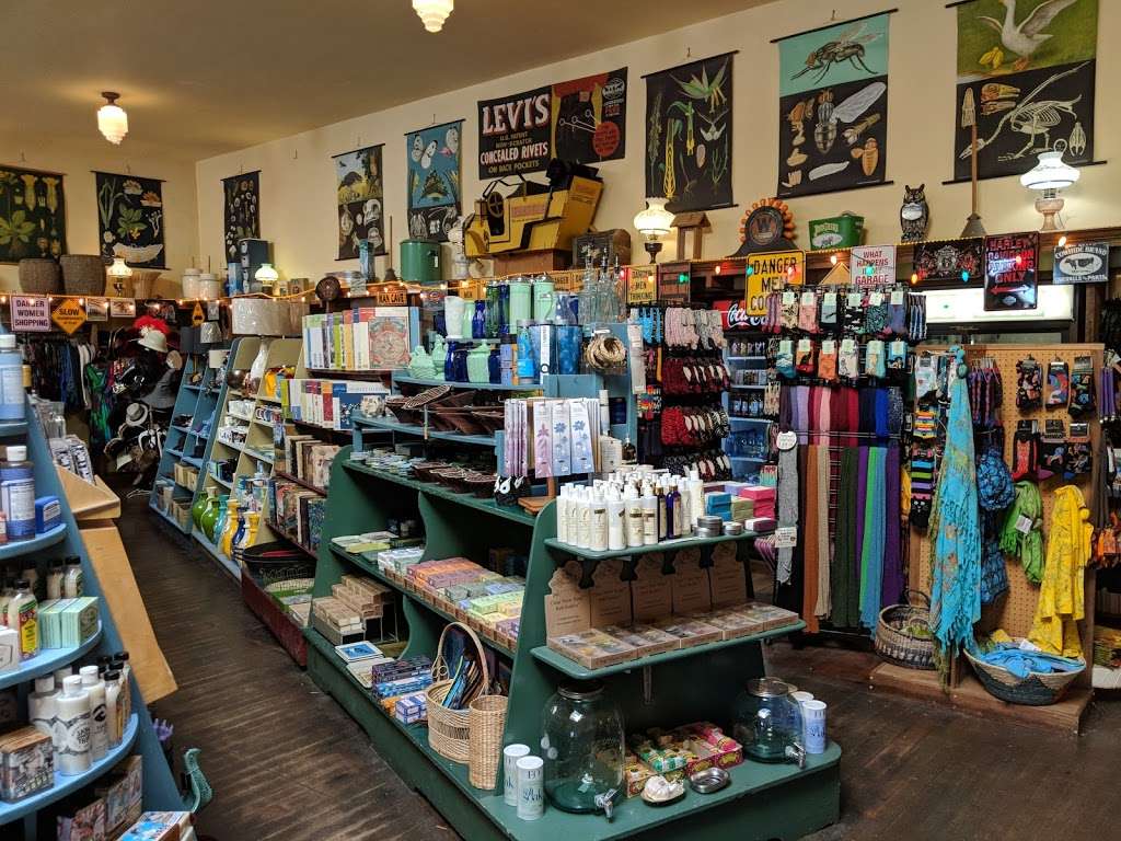 San Gregorio General Store | 7615 Stage Rd, San Gregorio, CA 94074, USA | Phone: (650) 726-0565