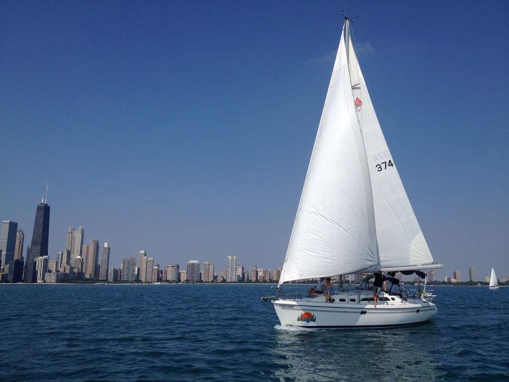 Chicago Sailboat Charters | 400 W Belmont Harbor Dr, Chicago, IL 60657 | Phone: (773) 236-7245