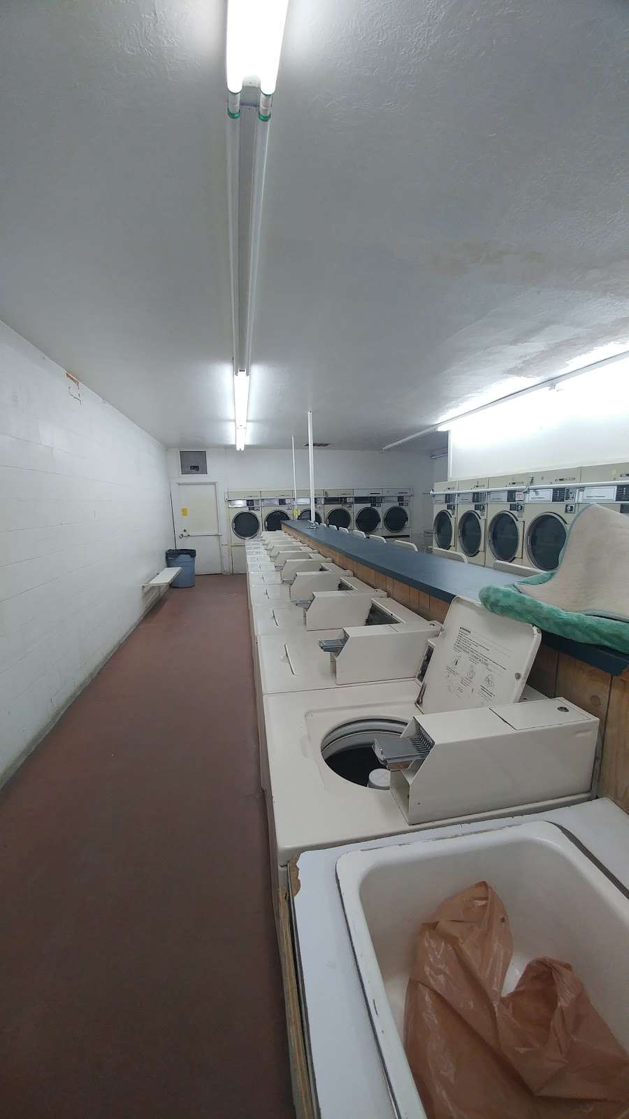 Coin Laundry - laundry  | Photo 1 of 1 | Address: 3424 Mt Pinos Way, Frazier Park, CA 93225, USA
