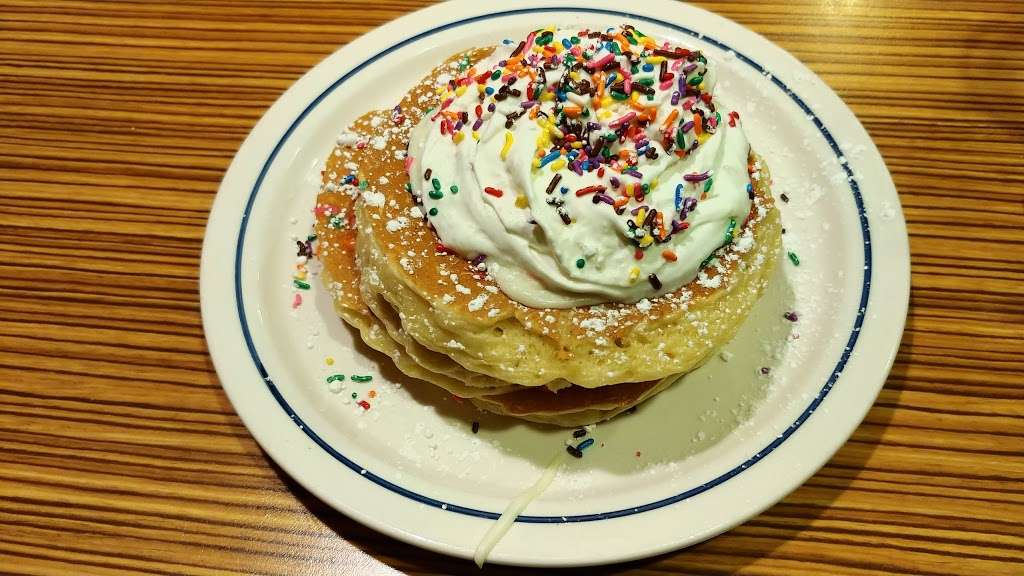 IHOP | 235 E 14th St # 237, New York, NY 10003, USA | Phone: (212) 388-1499