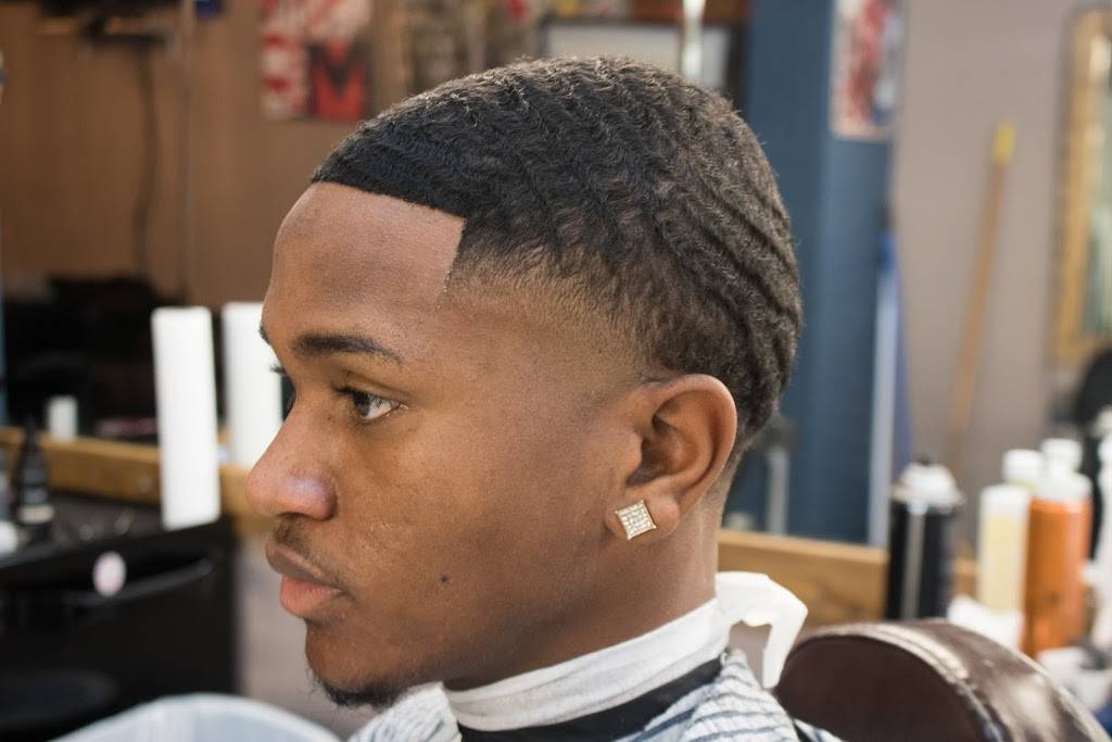 D da Barber | 327 Yale Ave, Baltimore, MD 21229, USA | Phone: (443) 766-4694