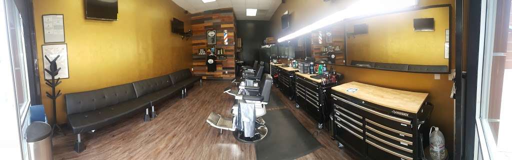 Supreme barbershop | 14150 Van Nuys Blvd #104, Arleta, CA 91331, USA | Phone: (818) 302-6014