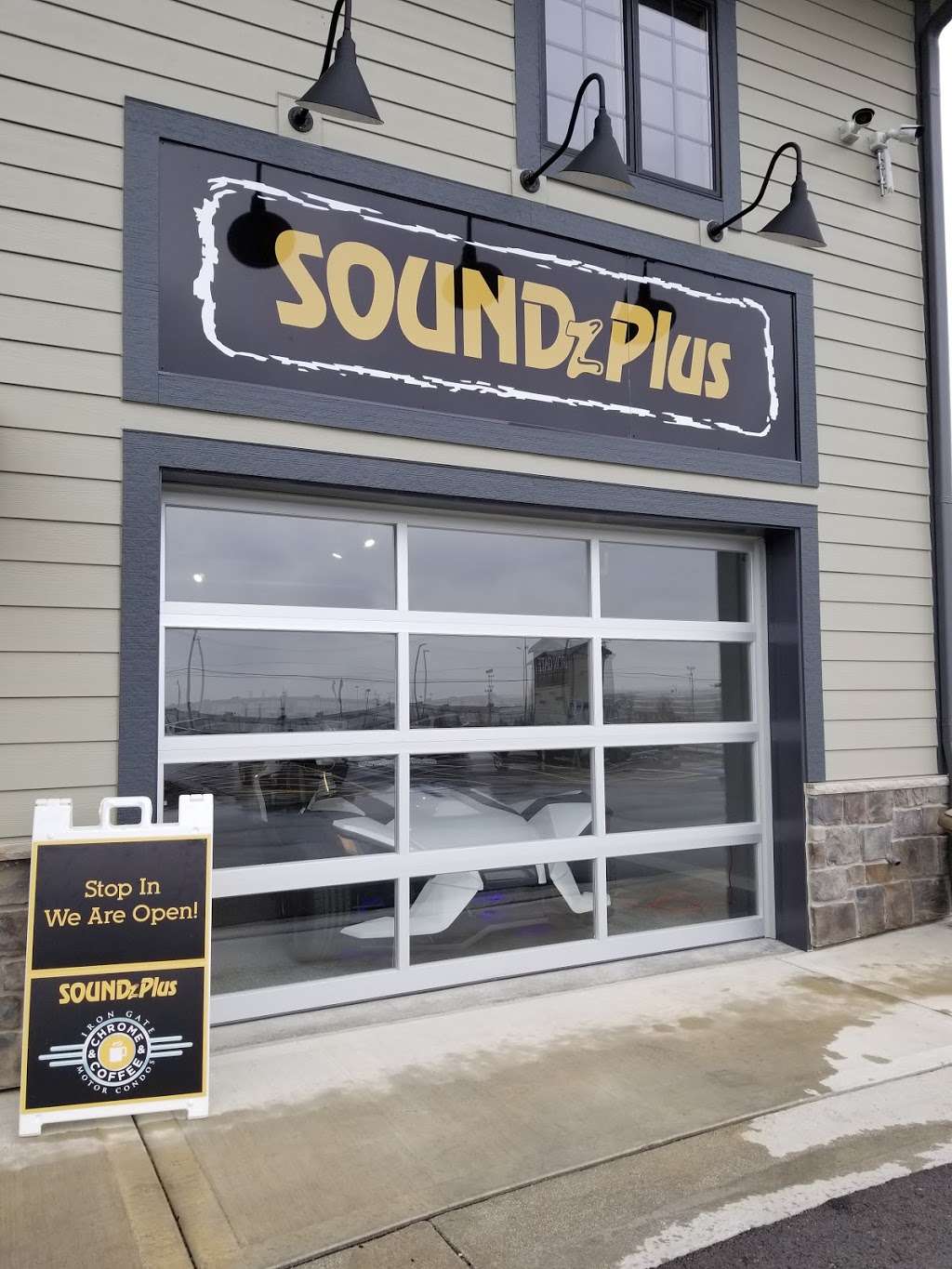 Soundz Plus | Naperville, IL 60563, USA | Phone: (630) 393-3333