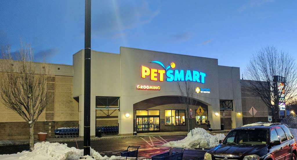 PetSmart | 145 Promenade Blvd, Bridgewater, NJ 08807, USA | Phone: (732) 748-7266
