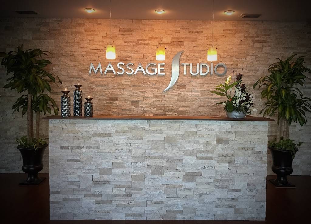 Massage Studio Tampa | 2506 W Azeele St, Tampa, FL 33609 | Phone: (813) 879-3700