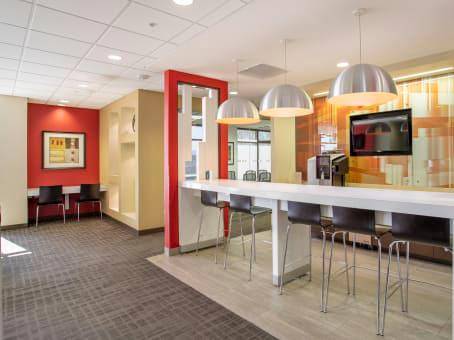 Regus - Nevada, Las Vegas - Arroyo Crossing | 7455 Arroyo Crossing Spring Valley, Suite 220, Las Vegas, NV 89113, USA | Phone: (702) 761-6400