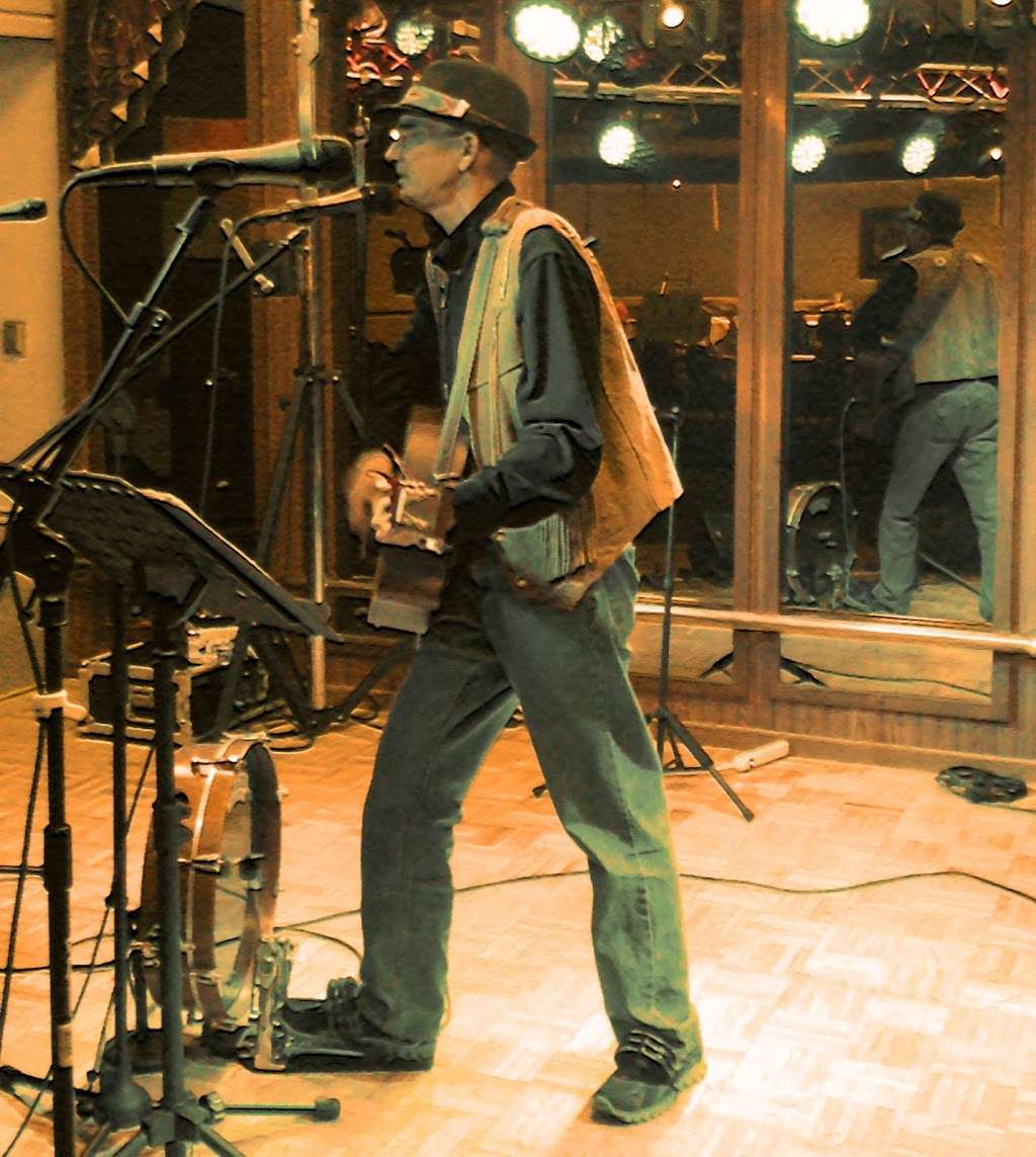 Frog Majik Music | 6769 3 Notch Rd, Nashville, IN 47448, USA | Phone: (812) 318-6697