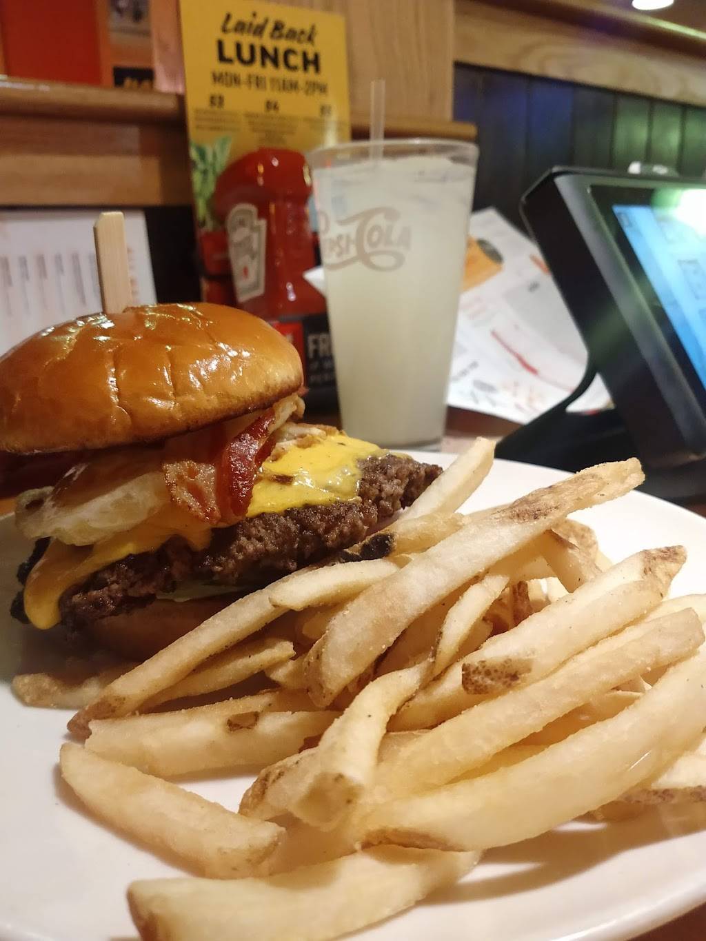 Applebees Grill + Bar | 5010 S Fort Apache Rd, Las Vegas, NV 89148, USA | Phone: (702) 221-1061