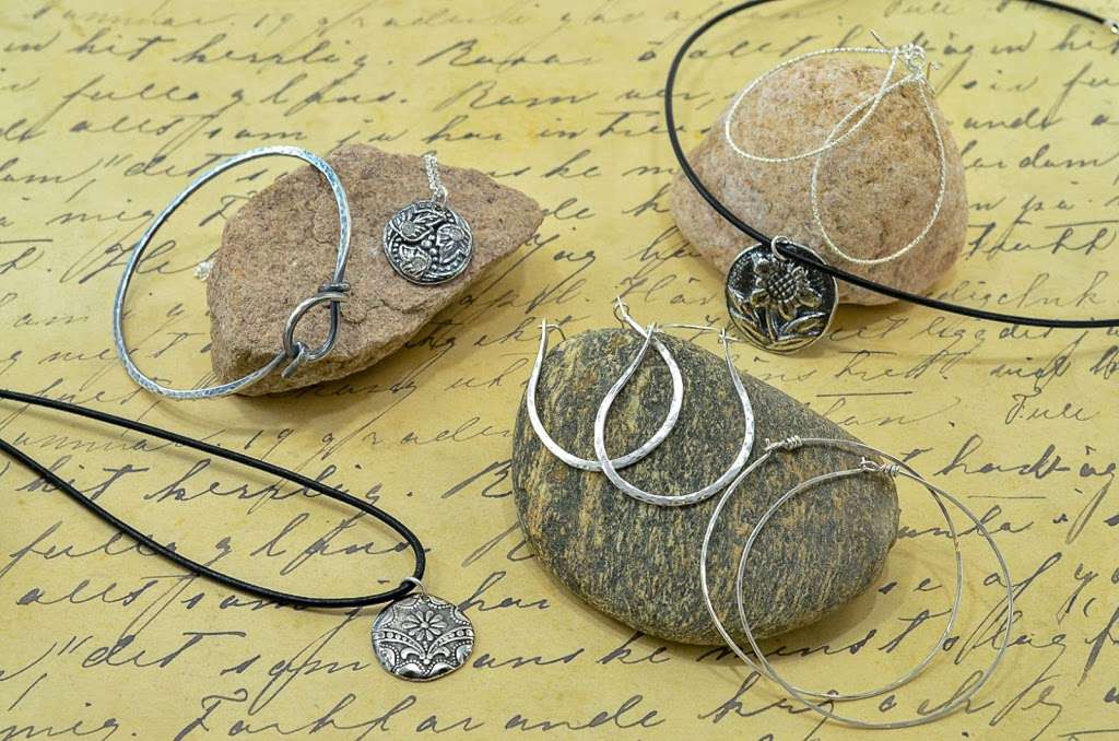 Stone and Metal Jewelry - Dallas/Ft. Worth | 201 Green Acres Dr, Murphy, TX 75094, USA | Phone: (972) 824-8002