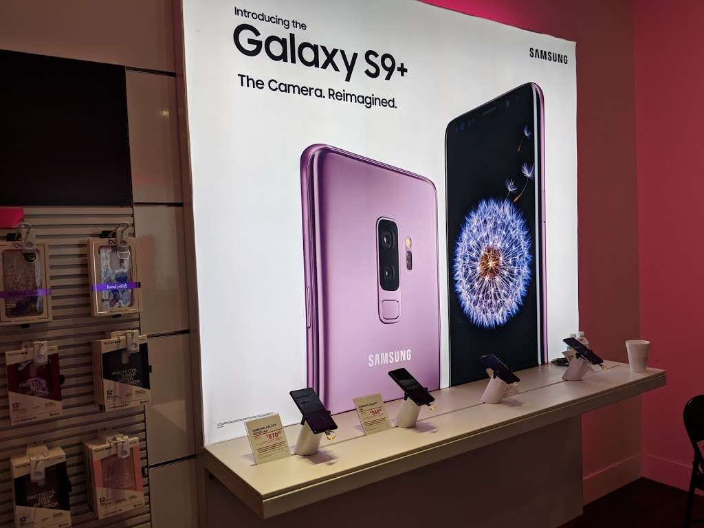 T-Mobile | 14303 E Sam Houston Pkwy N, Ste 600, Houston, TX 77044 | Phone: (281) 436-1947