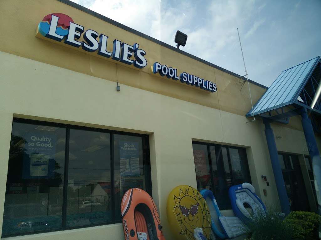 Leslies Pool Supplies | 185 Washington St Ste A, Attleboro, MA 02703, USA | Phone: (508) 399-7146