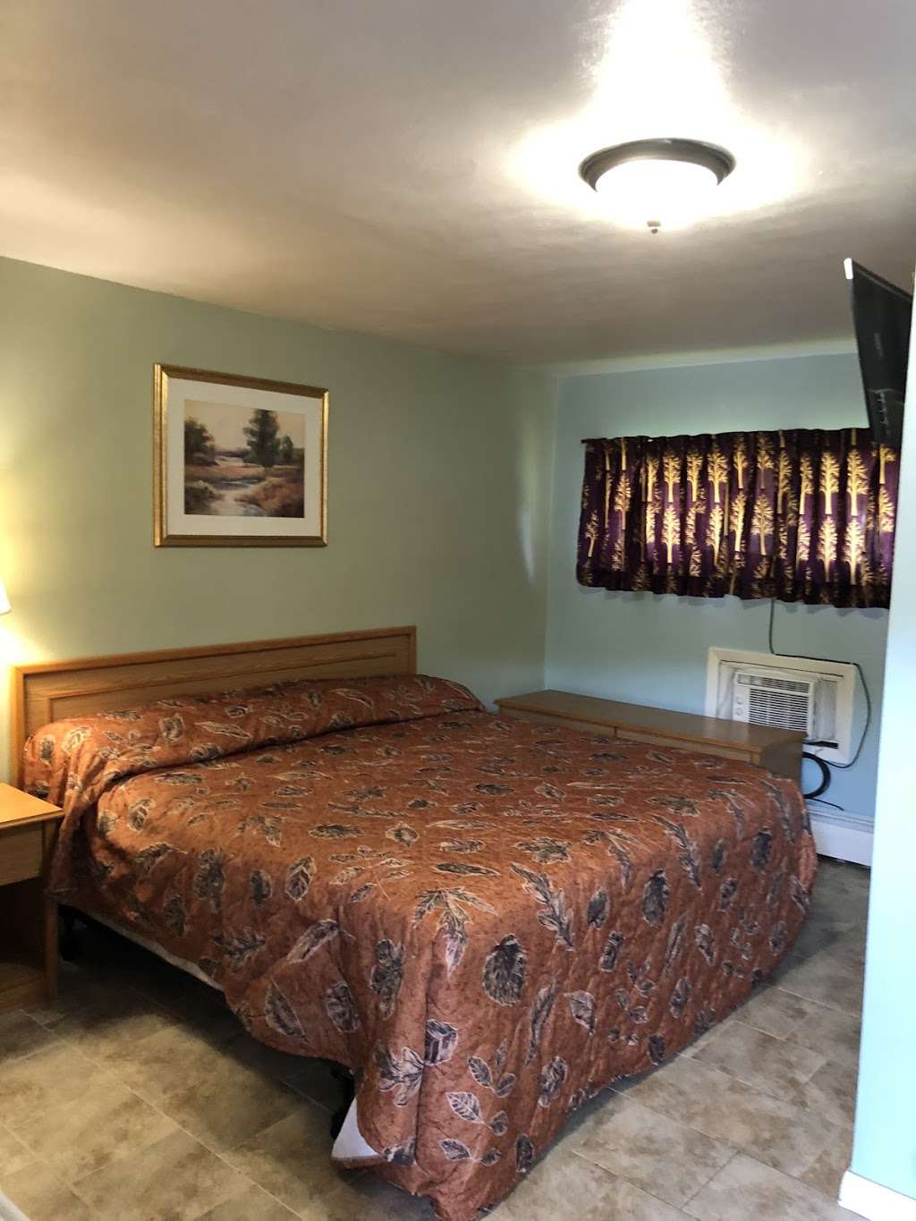 Bristol Motel | 4510 200th Ave, Bristol, WI 53104, USA | Phone: (262) 857-2396