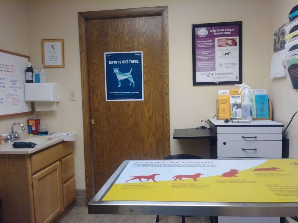 Jefferson Veterinary Clinic, S.C. | 959 W Racine St, Jefferson, WI 53549, USA | Phone: (920) 674-2383