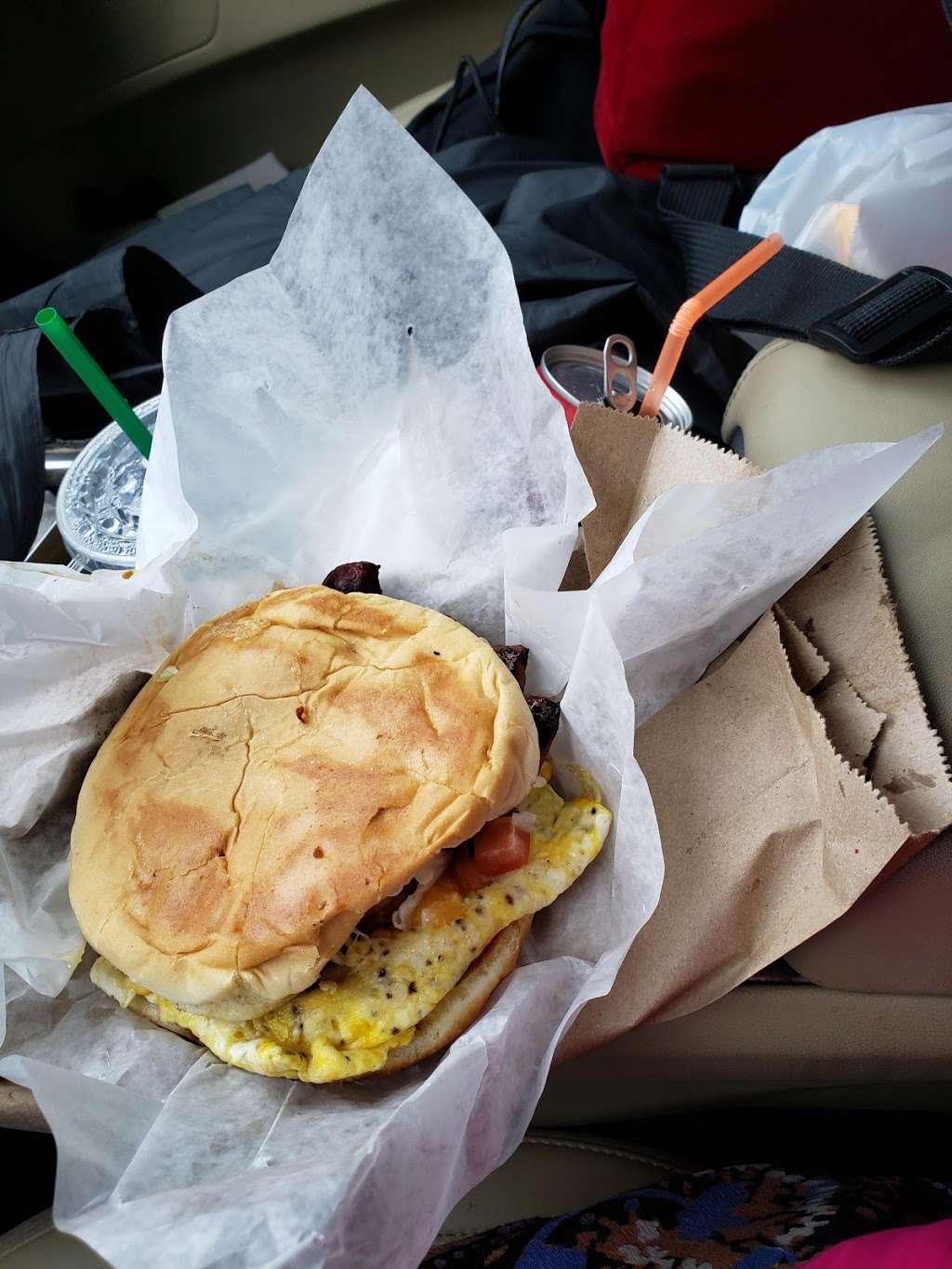Friendlys Burger | 4202, 2200 Cedar Crest Blvd, Dallas, TX 75203, USA | Phone: (469) 917-8503