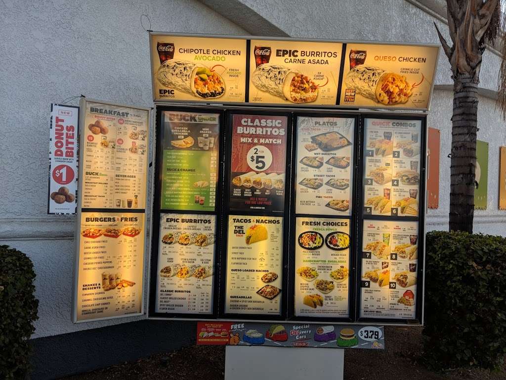 Del Taco | 401 E Alessandro Blvd, Riverside, CA 92508, USA | Phone: (951) 780-7861