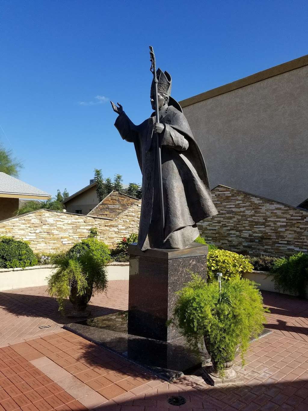 Our Lady of Czestochowa Parish | 2828 W Country Gables Dr, Phoenix, AZ 85053 | Phone: (602) 212-1172