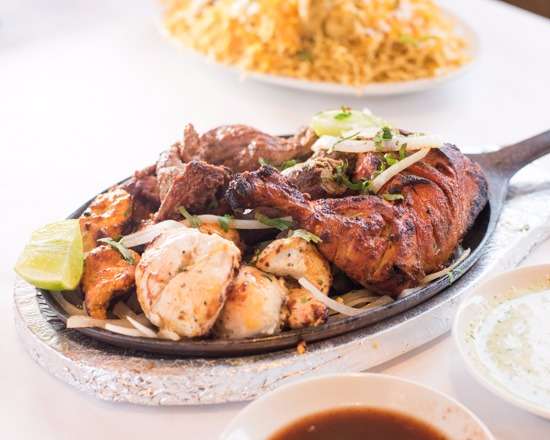 Lasania Restaurant | 1734 Ogden Ave, Downers Grove, IL 60515 | Phone: (630) 963-3301