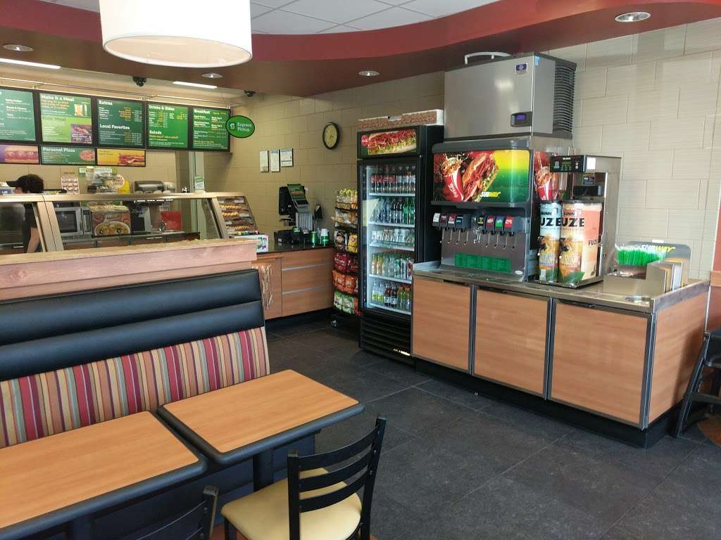 Subway Restaurants | 4722 NE Vivion Rd, Kansas City, MO 64119 | Phone: (816) 859-5375