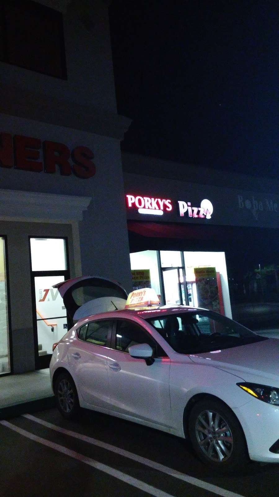 Porkys Pizza | 22912 Pacific Park Dr C, Aliso Viejo, CA 92656, USA | Phone: (949) 916-5000