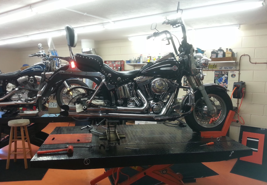 Lonestar Motorcycle Services | 1841 S Ridgewood Ave, South Daytona, FL 32119, USA | Phone: (386) 322-3384