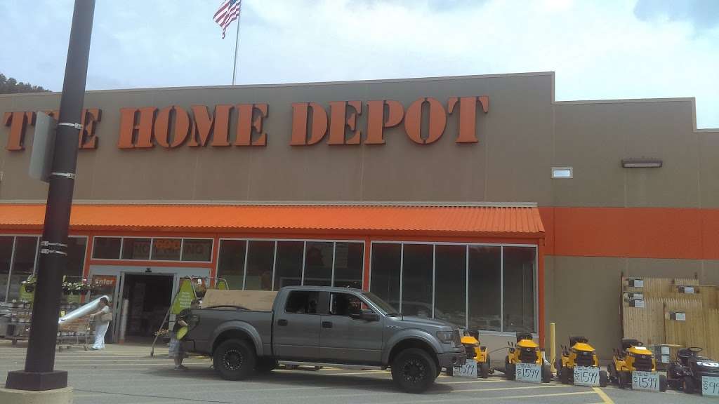 The Home Depot | 600 Terry Rich Blvd, St Clair, PA 17970, USA | Phone: (570) 429-1293