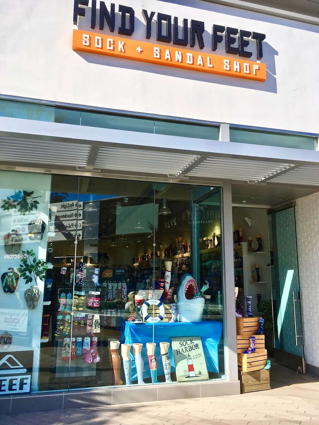 Find Your Feet | 4353 La Jolla Village Dr, San Diego, CA 92122, USA | Phone: (858) 201-6494