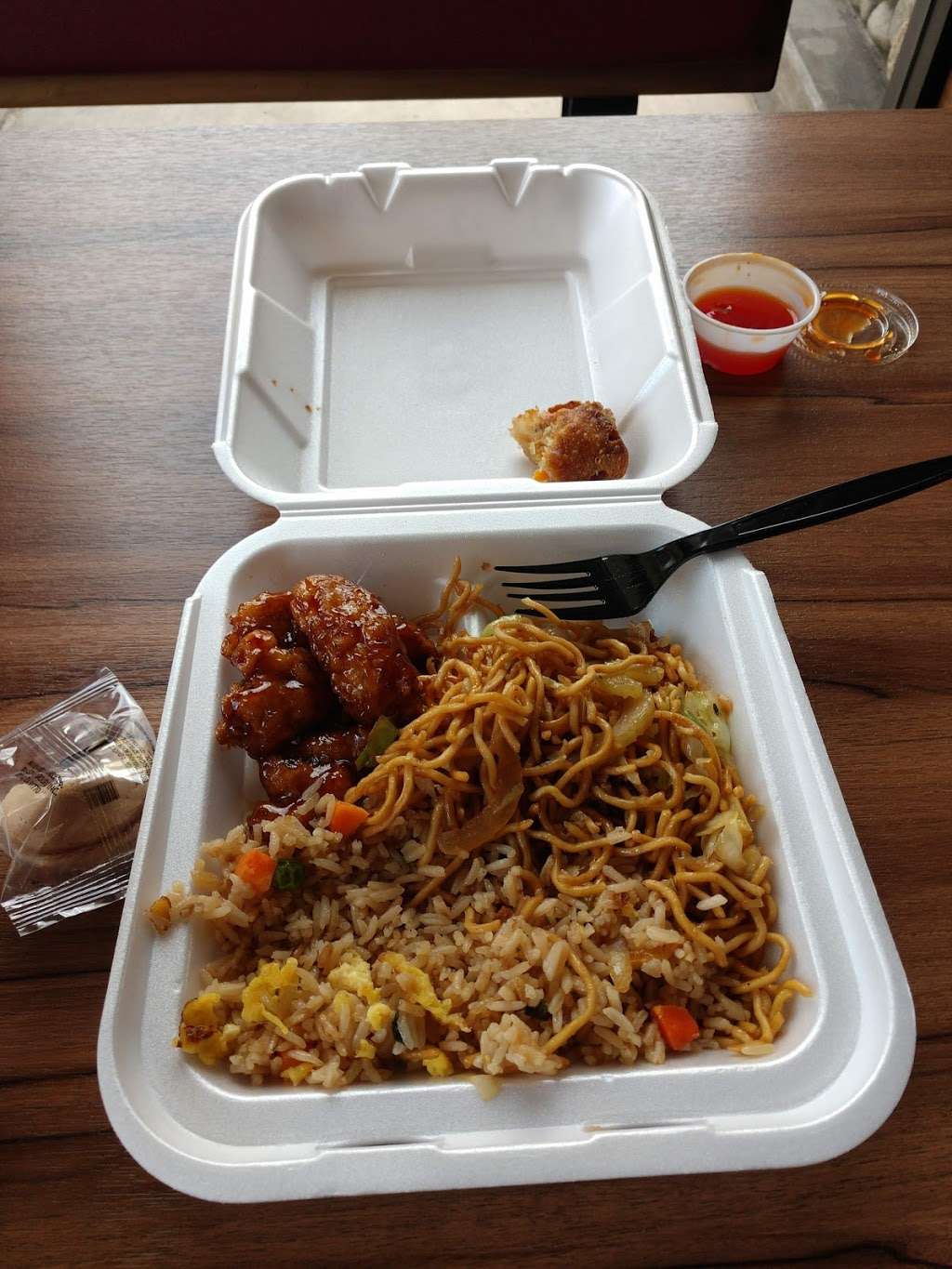 Panda Express | 8880 E Foothill Blvd Suite 1, Rancho Cucamonga, CA 91730 | Phone: (909) 948-5808