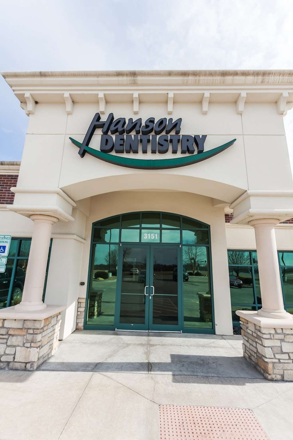 Hanson Dentistry | 3151 MO-291, Independence, MO 64057, USA | Phone: (816) 373-5606