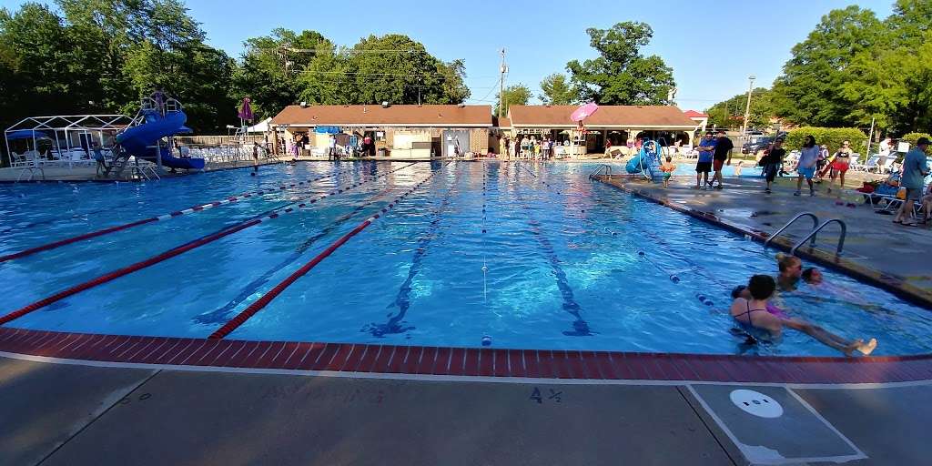Hunt Valley Swim Club | 7100 Sydenstricker Rd, Springfield, VA 22152, USA | Phone: (703) 451-9137