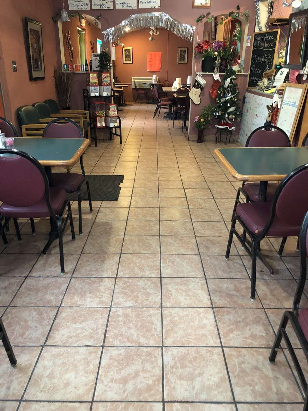 Reynas Cafe | 227 Aransas Ave, San Antonio, TX 78210, USA | Phone: (210) 444-1028