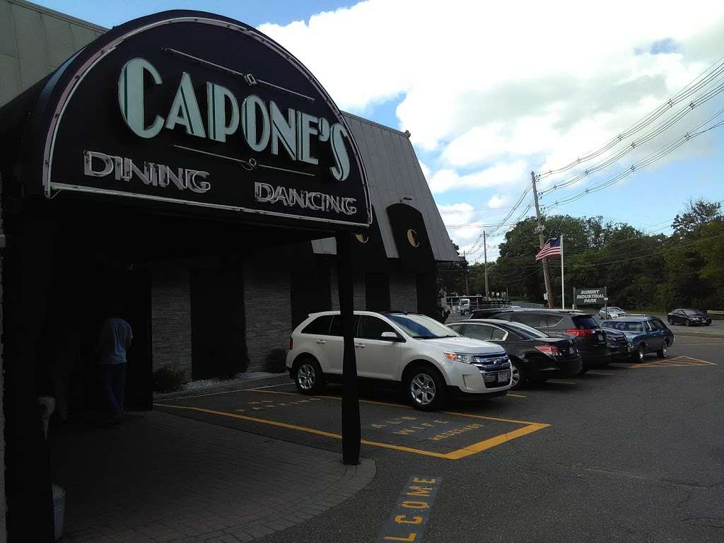 Capones Restaurant & Lounge | 147 Summit St, Peabody, MA 01960 | Phone: (978) 977-0520