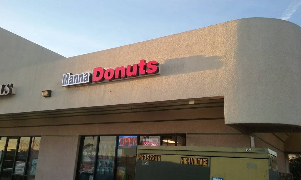 Manna Donuts | 3225 E Pacific Coast Hwy # A, Signal Hill, CA 90755, USA | Phone: (562) 498-8897