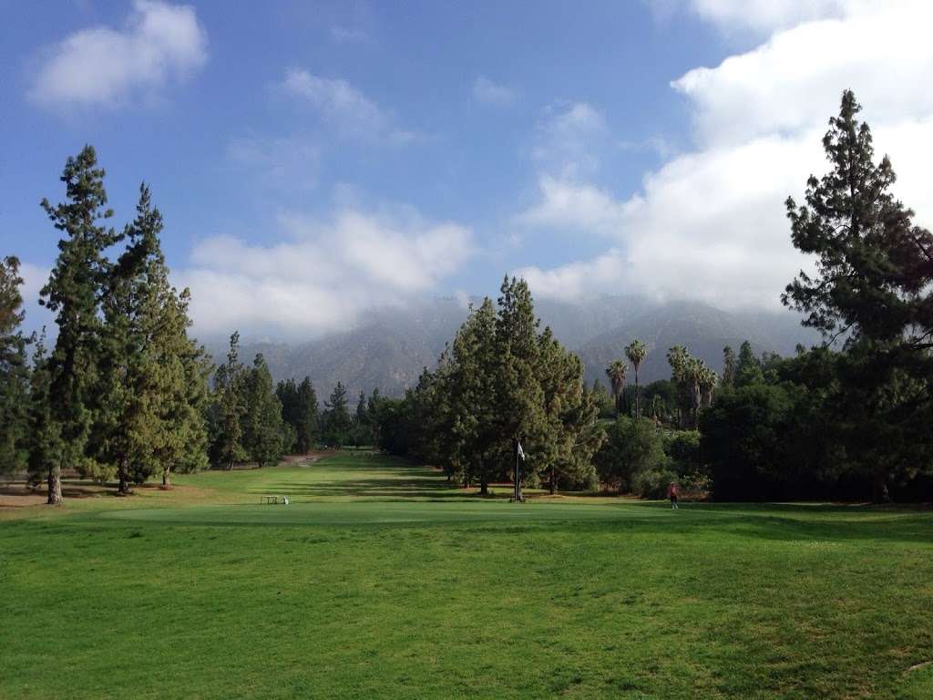 Eaton Canyon Golf Course | 1150 Sierra Madre Villa Ave, Pasadena, CA 91107, USA | Phone: (626) 794-6773