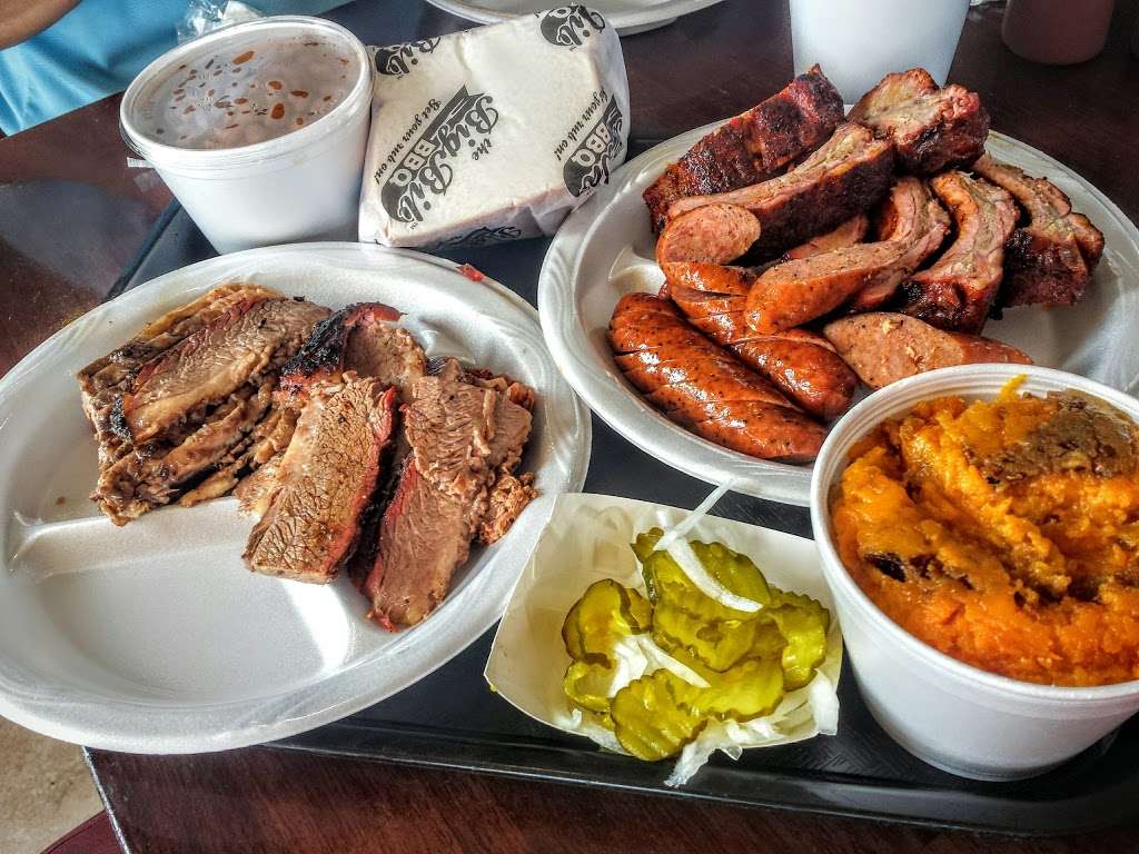 The Big Bib BBQ | 104 Lanark Dr, San Antonio, TX 78218, USA | Phone: (210) 654-8400