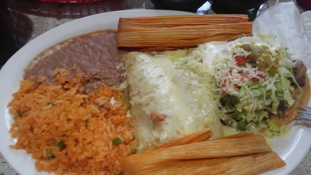 La Tortilandia | 1112 W Berry St, Fort Worth, TX 76110, USA | Phone: (817) 922-0205