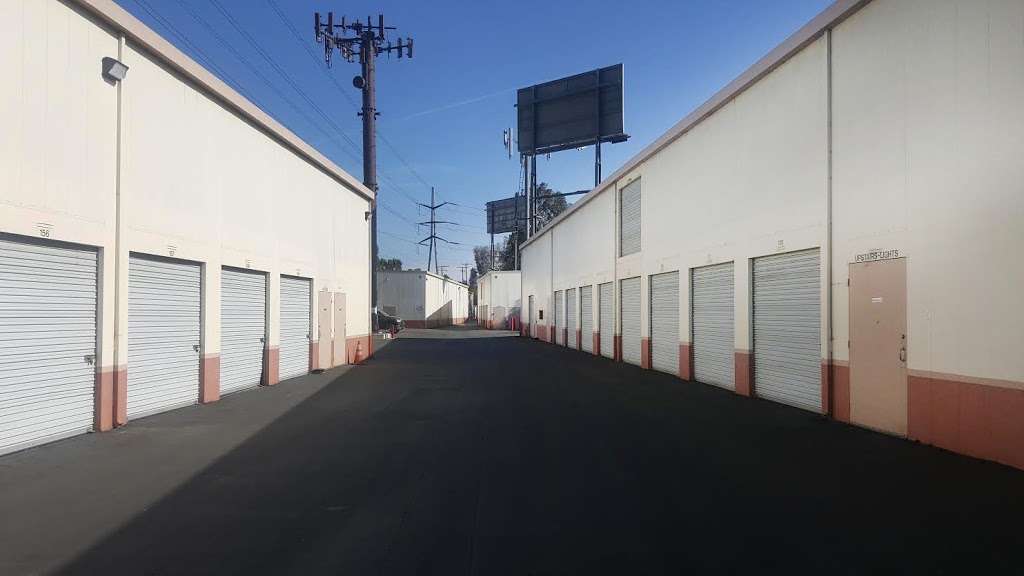 Store For Less Self Storage | 1012 W Carson St, Long Beach, CA 90810 | Phone: (310) 549-2791