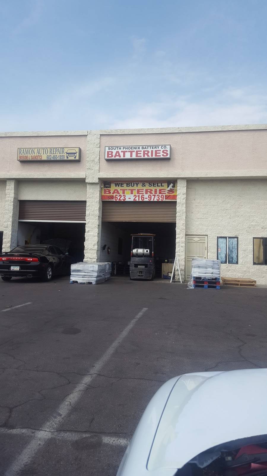 South Phoenix Batteries LLC | 2718 W McDowell Rd STE 10, Phoenix, AZ 85009, USA | Phone: (623) 216-9739