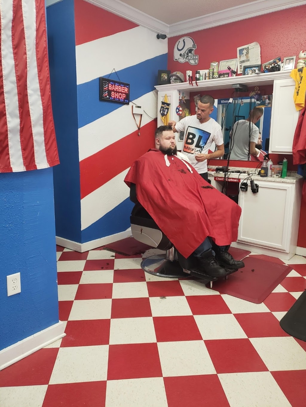 Vinnys Barbershop & Shaving Parlor | 312 Main St, Beech Grove, IN 46107, USA | Phone: (317) 786-0091