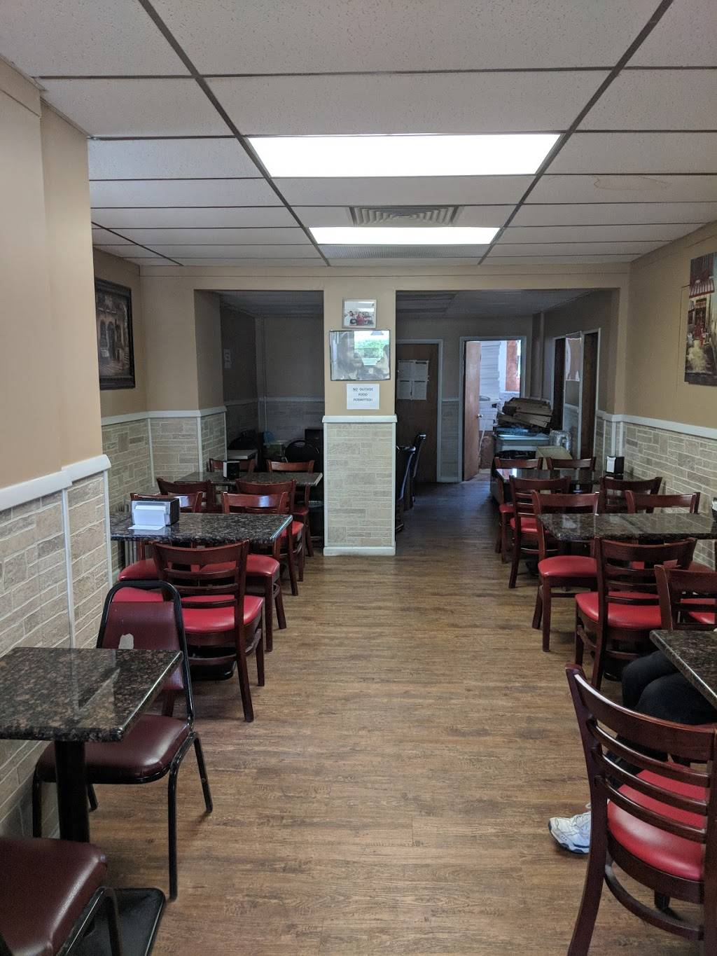 Italian Villa | 173 Ridge Rd, North Arlington, NJ 07031 | Phone: (201) 991-0025