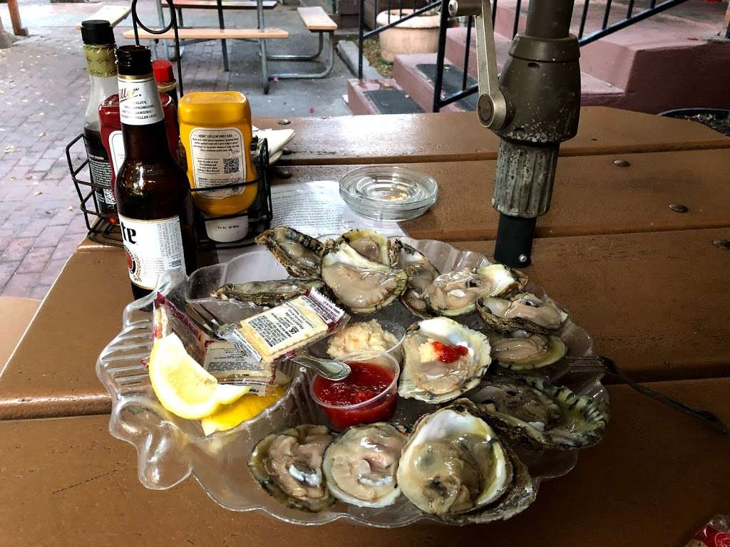 Casey Moores Oyster House | 850 S Ash Ave, Tempe, AZ 85281, USA | Phone: (480) 968-9935