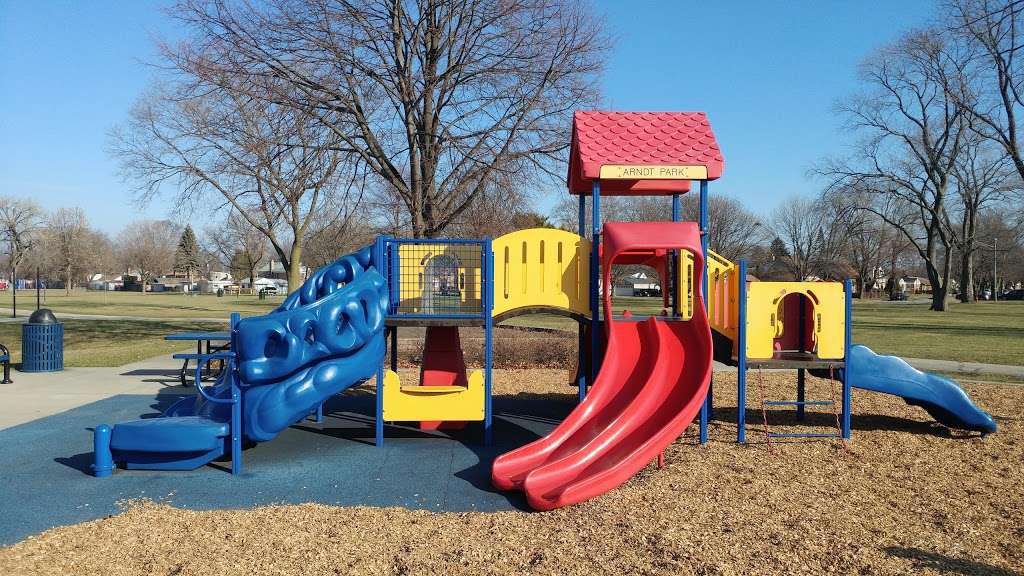 Arndt Park | 1990 White St, Des Plaines, IL 60018, USA