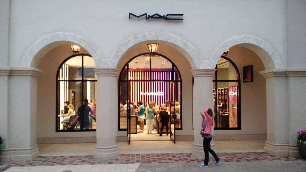 MAC Cosmetics | 1530 Buena Vista Dr #1b, Lake Buena Vista, FL 32830, USA | Phone: (407) 560-8368