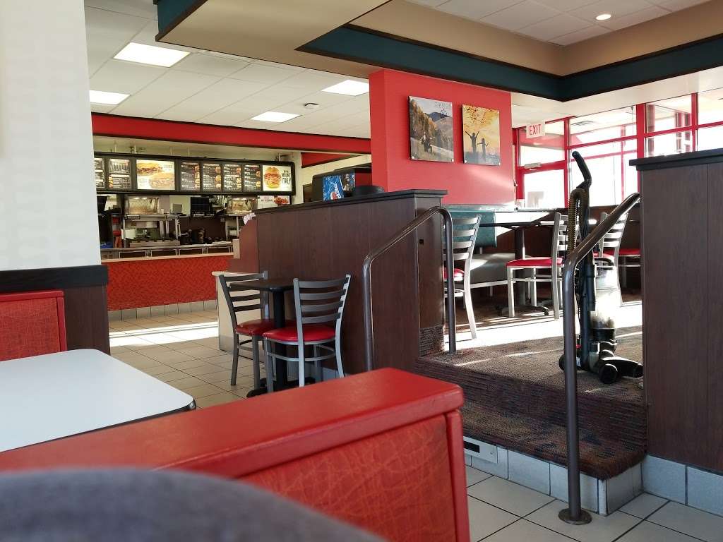 Arbys | 5607 W 86th St, Indianapolis, IN 46268 | Phone: (317) 879-0128