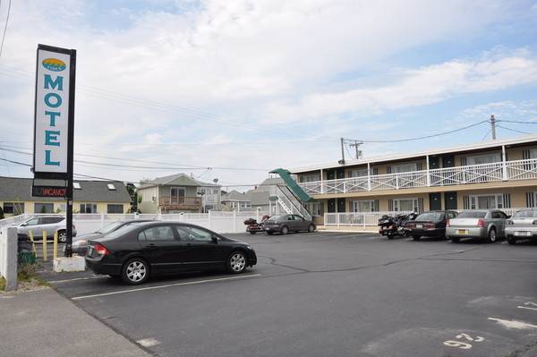 Tides Motel | 95 Ashworth Ave, Hampton, NH 03842, USA | Phone: (603) 926-8300