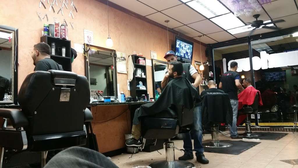 Number 1 cuts | 10714 S Harlem Ave, Worth, IL 60482 | Phone: (708) 448-7978