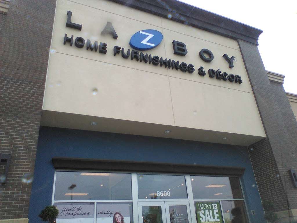 La-Z-Boy Home Furnishings & Décor | 8550 NE Flintlock Rd, Kansas City, MO 64157, USA | Phone: (816) 792-9901