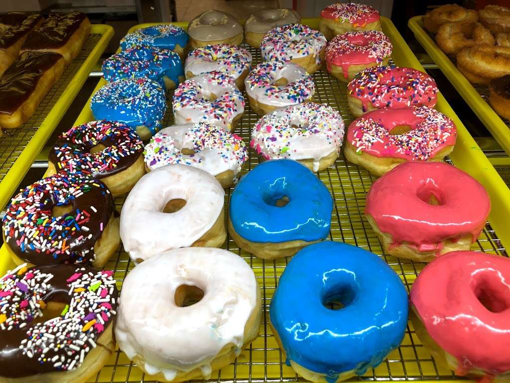 Pins Donuts | 10211 Cypresswood Dr Suit 100, Houston, TX 77070, USA | Phone: (832) 696-7223